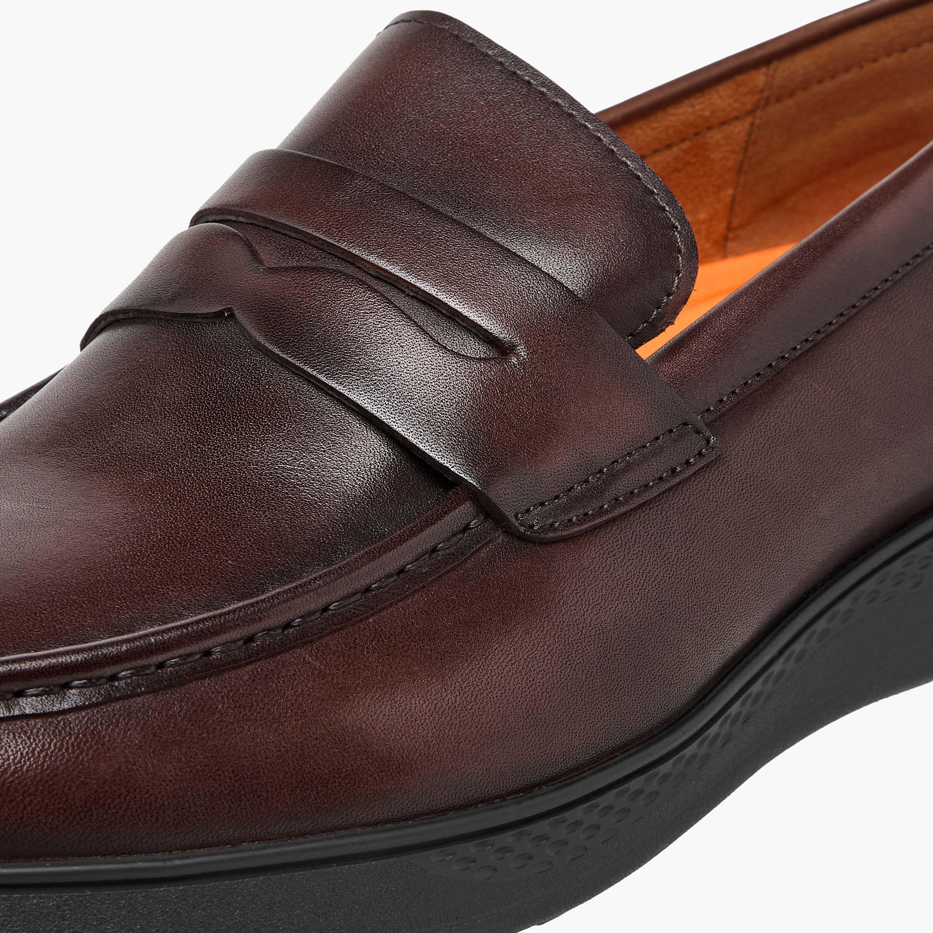 Le Confort Leather Solid Slip-On Loafers-men-shoes-loafersandmoccasins-image-4