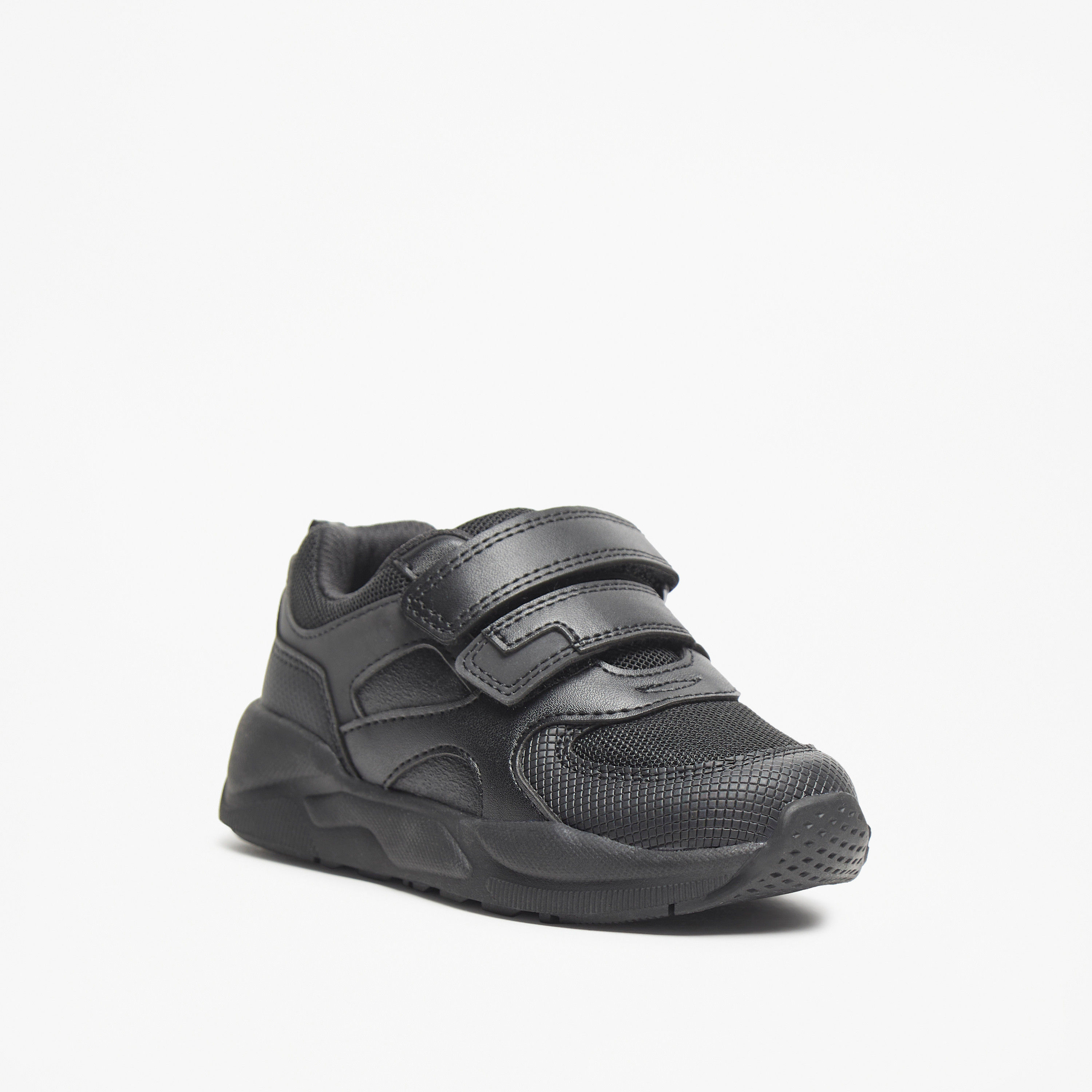 حذاء مدرسي شبك بارز الملمس بشريط إغلاق لاصق للأطفال من جونيورز -boys-shoes-schoolshoes-image-1