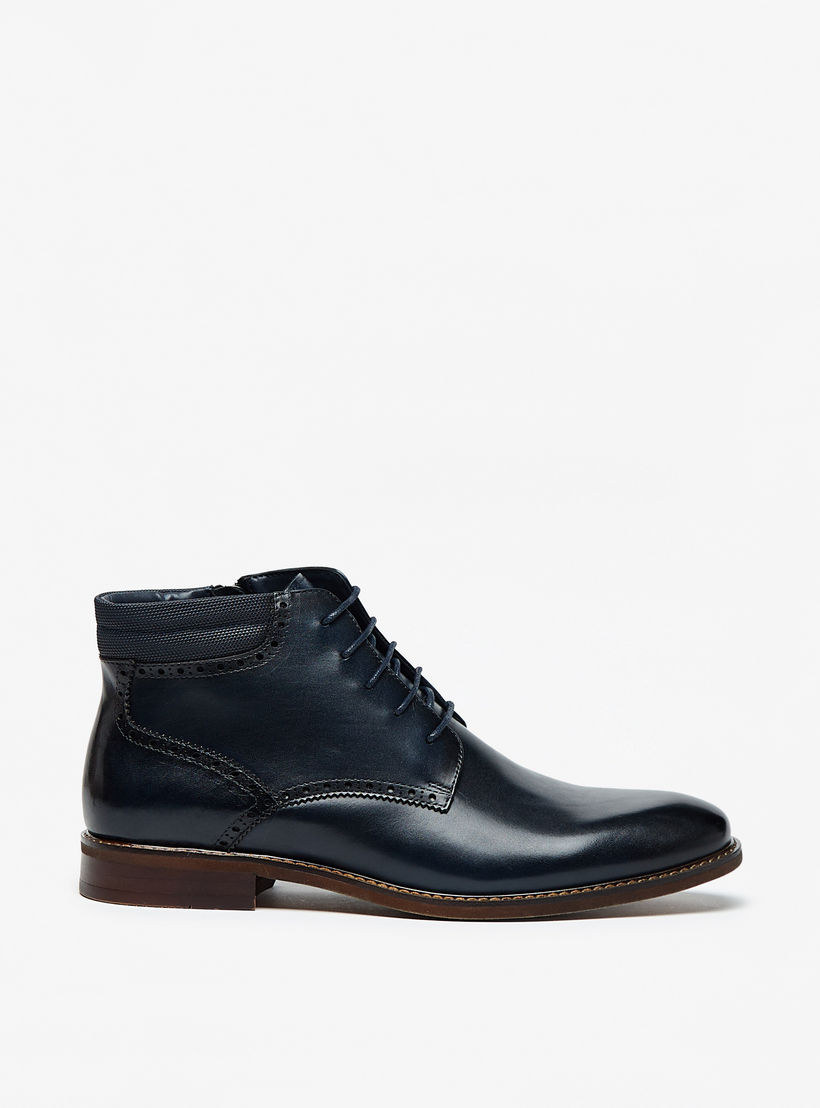 بوت تشوكا مثقّب بدانتيل ودانتيل وسحاب إغلاق للرجال من دوتشيني-men-shoes-boots-image-4