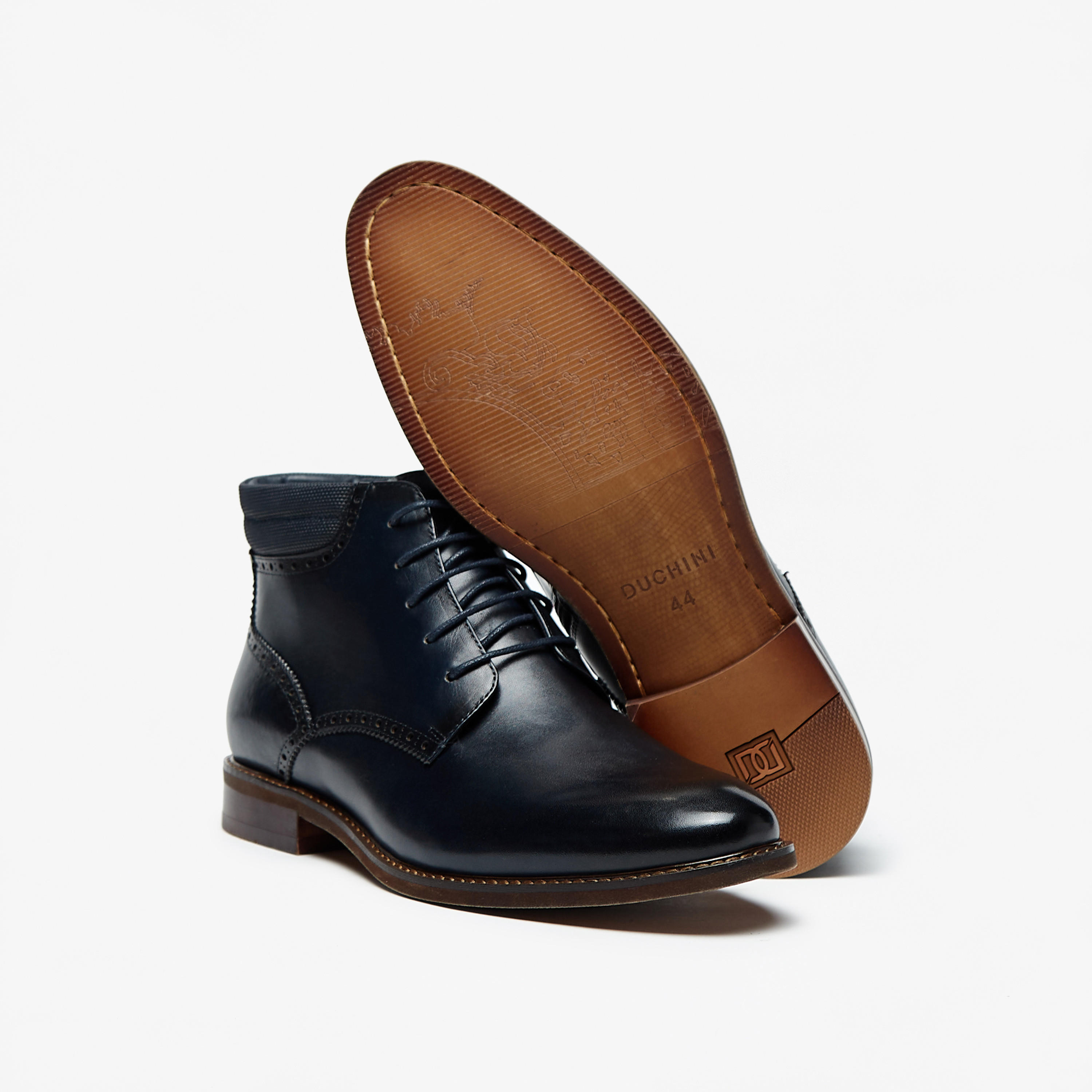 بوت تشوكا مثقّب بدانتيل ودانتيل وسحاب إغلاق للرجال من دوتشيني-men-shoes-boots-image-5