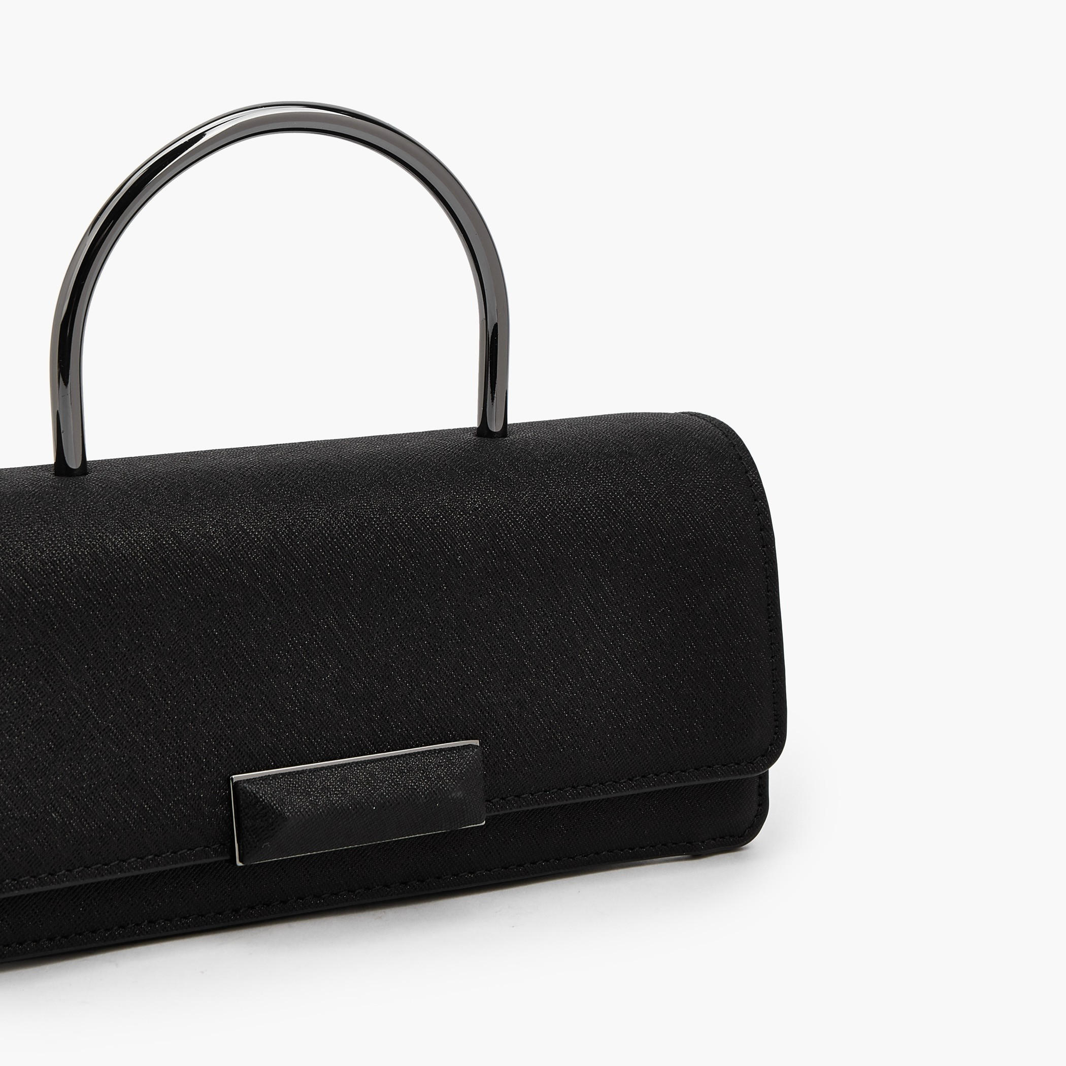 شنطة كلاتش بارزة الملمس بحزام سلسلة قابل للفصل من فلورا بيلا-women-bagsandwallets-handbags-image-4