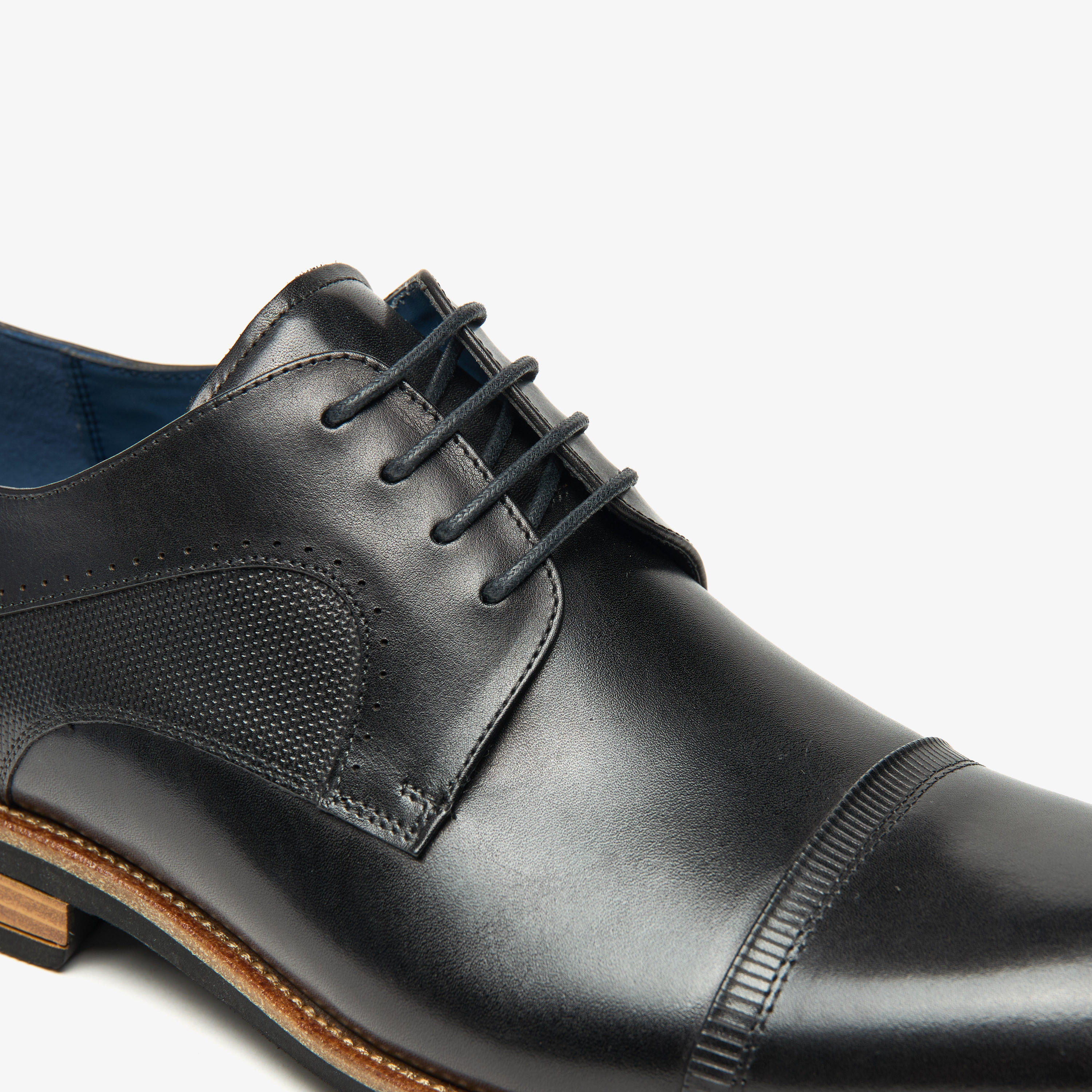 Duchini Men's Textured Derby Shoes with Lace-Up Closure-men-shoes-formalshoes-image-10