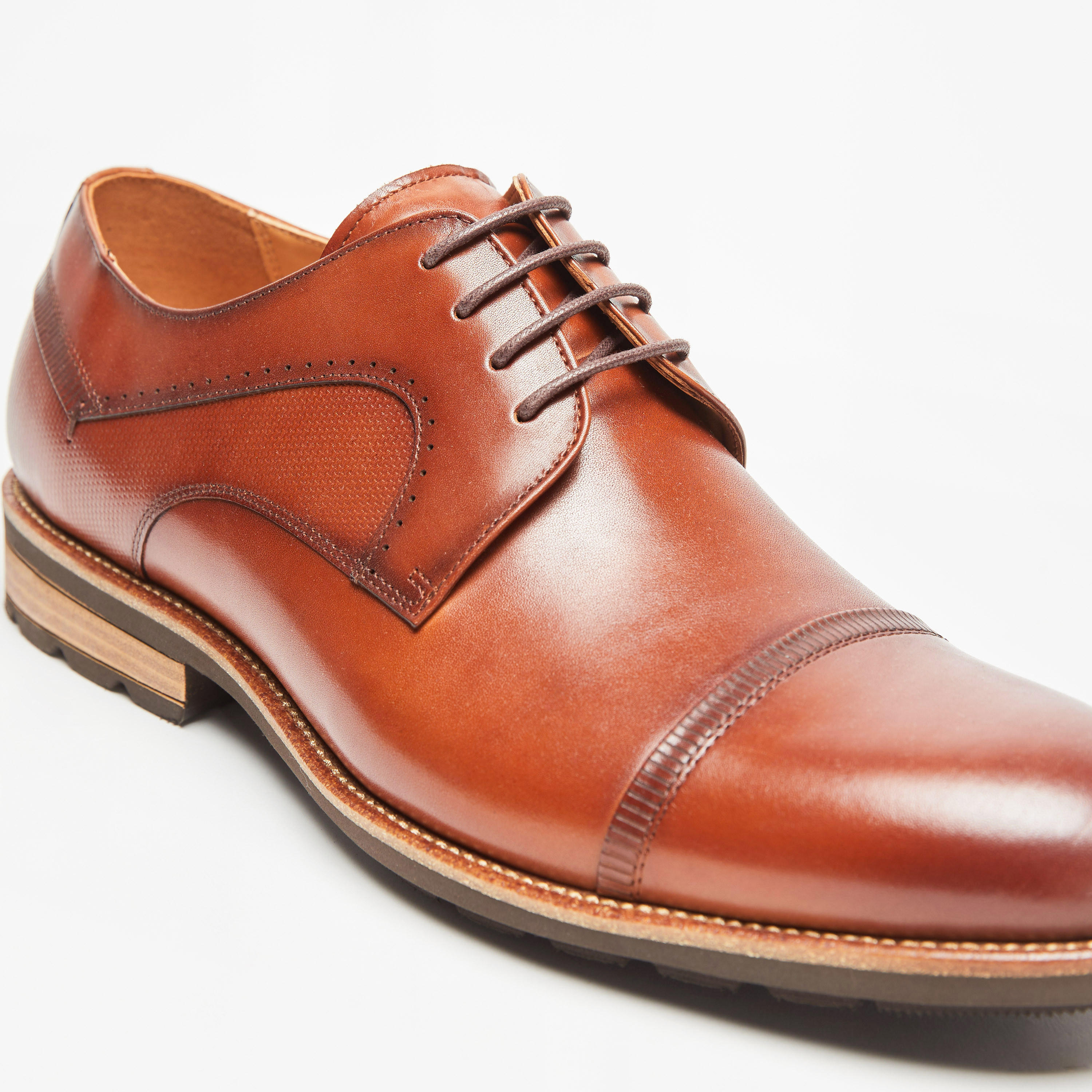 Duchini Men's Textured Derby Shoes with Lace-Up Closure-men-shoes-formalshoes-image-4