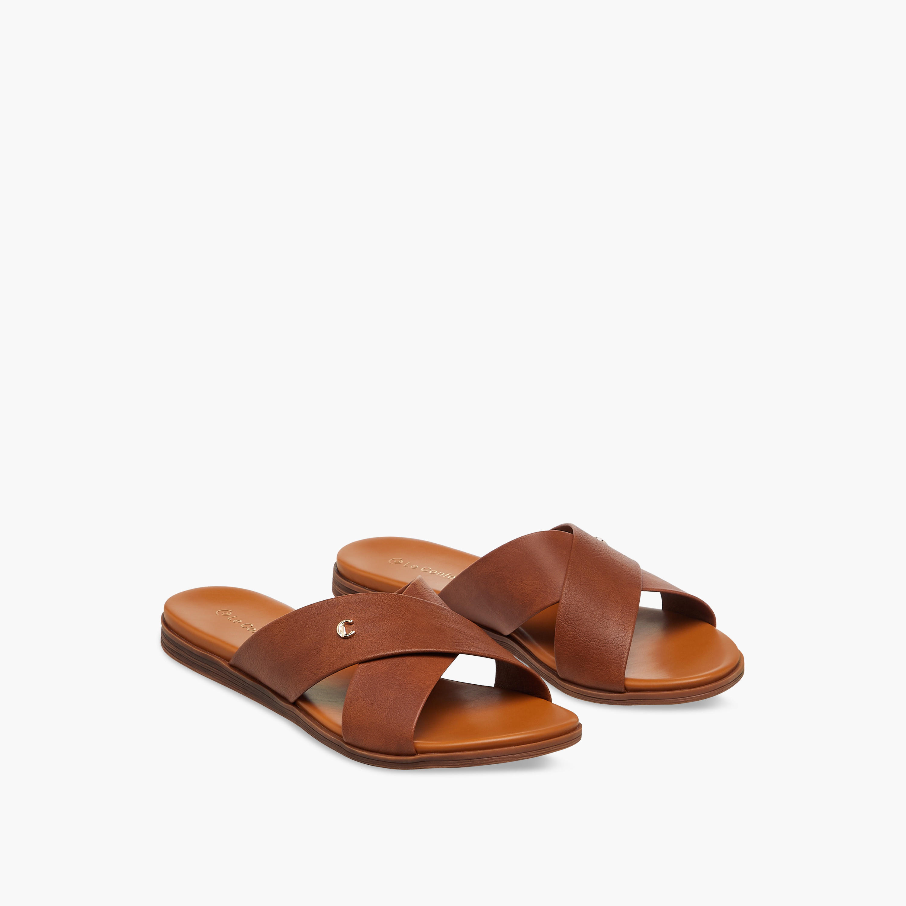 صندل سادة مريح بأحزمة متقاطعة من لو كونفورت-women-shoes-flats-sandals-image-6