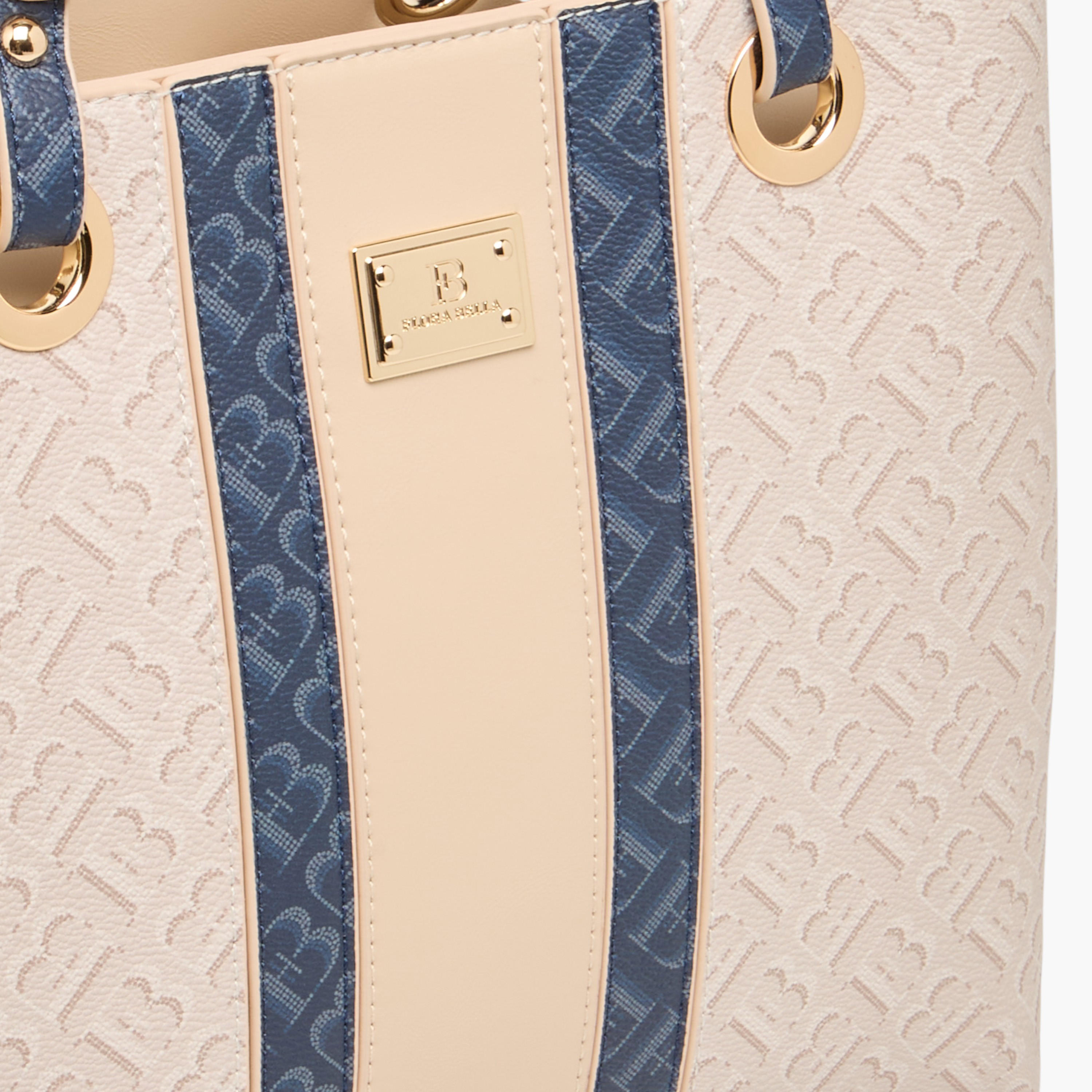 شنطة توتي بحزام قابل للفصل وطبعات مونوجرام من فلورا بيلا-women-bagsandwallets-handbags-image-4